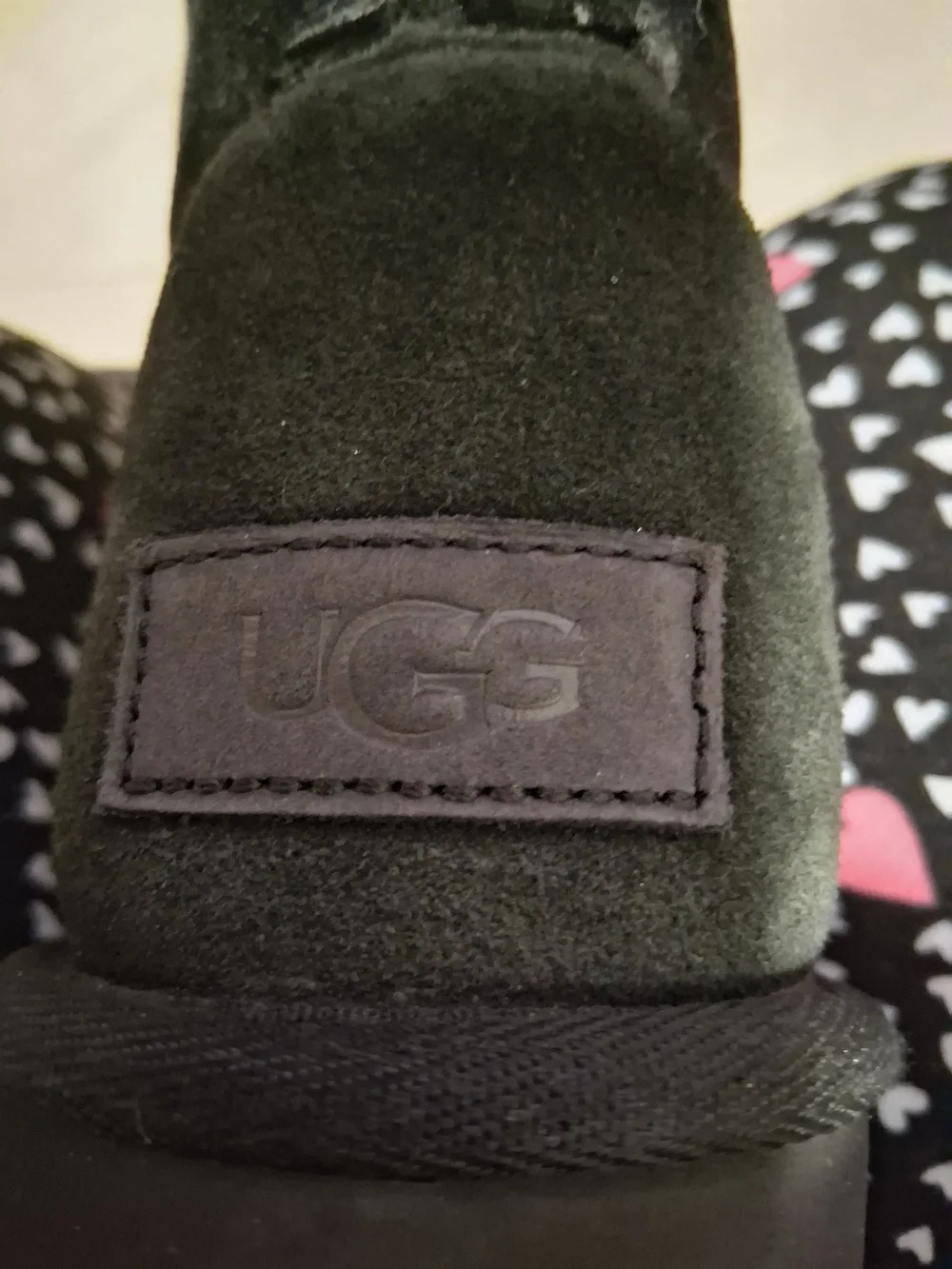Classic Black Women's Winter Pull-On Boots UGG